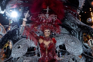 Lola Ortiz, Reina del Carnaval de «Studio 54»