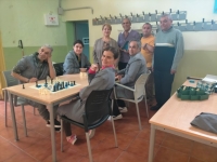 El Centro Ocupacional de Gáldar amplía su oferta deportiva con actividades de fútbol sala y ajedrez