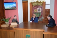 El Diputado del Común realiza una visita institucional a Gáldar