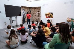 La Casa-Museo Pérez Galdós abre las puertas de la biblioteca personal galdosiana al público escolar grancanario