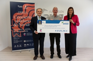 La Orquesta Filarmónica de Gran Canaria y la Fundación DISA entregan un cheque por valor de 37.215,31 euros a la Fundación Canaria para el Tratamiento Integral de la Parálisis Cerebral Infantil