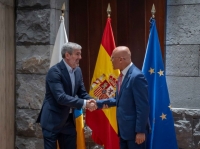 El presidente de Canarias aborda las principales quejas ciudadanas que llegan al Diputado del Común