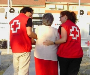 Cruz Roja ofrece el servicio de transporte adaptado y sociosanitario para que las personas con movilidad reducida puedan votar