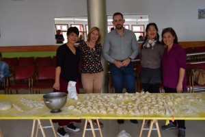 La Asociación China en Canarias organiza un almuerzo en el Club de la Tercera Edad