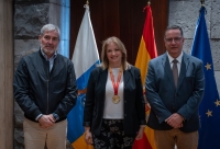 El presidente Clavijo reconoce la trayectoria de Yanira Pérez tras su triunfo en el Campeonato de España de 3D en Sala