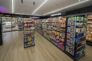 Spar inaugura un nuevo supermercado en Maspalomas creando 5 puestos de trabajo
