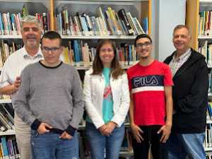 Alumnado de Formación Profesional del IES Noroeste finalizan sus prácticas en la Biblioteca Miguel Santiago de Guía