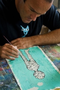 El artista Miguel Panadero imparte un taller de impresión y transferencia de imágenes con planchas de gel