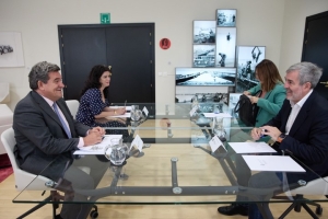 Escrivá se compromete con Canarias a reforzar el operativo de asistencia para hacer frente al repunte migratorio