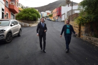 El Ayuntamiento concluye el asfaltado y labores de mejora en la calle Tomás Báez