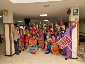 El Centro de Mayores presenta la murga Los Tutti Frutti tras cinco años de ausencia