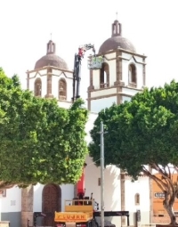 La Iglesia de La Candelaria luce nueva cara tras las obras de pintado y mejora del templo