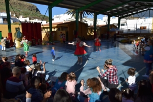 La Escuela Infantil de San Isidro celebra su fiesta de Navidad