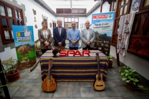 Spar Gran Canaria y La Fundación Ochosílabas se  alían para promover la Cultura Canaria