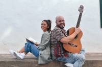 El dúo ‘Cóncavo y con verso’ ofrece una propuesta musical, poética y ‘detox’ para la noche otoñal de la Casa-Museo León y Castillo