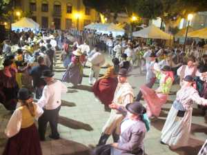 La Plaza Grande de Guía se llenará de música y colorido con más de un centenar de parejas como protagonistas del ‘Baile del Queso’