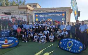 Evaristo Almeida y Manuela Abrio conquistan la XIX Media Maratón del Mando Aéreo de Canarias