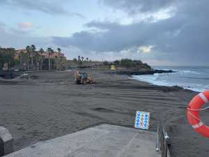 Demarcación de Costas impulsa el trasvase de arena desde Playa del Hombre a Hoya del Pozo
