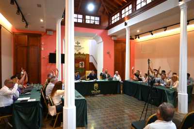El Pleno aprueba el inicio de los trámites para ceder a la Mancomunidad la gestión del Centro de Estancia Temporal de Animales de El Sobradillo
