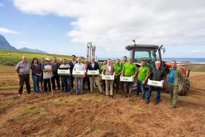 Los productores de cebolla de Gáldar modernizan sus cultivos con tecnología de vanguardia