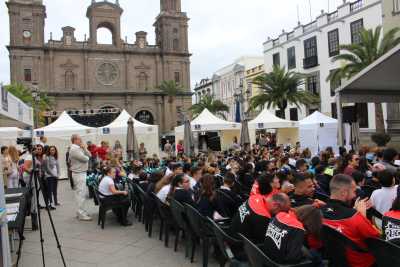 Miles de cuentistas dispuestos a ‘soñar’ con sus historias en la Plaza de Santa Ana