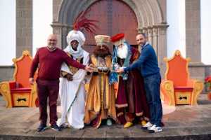 Los Reyes Magos de Oriente visitan la Villa de Moya