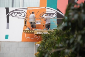 El Teatro Cuyás ultima los trabajos de su nuevo mural