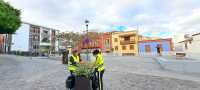 Los trabajadores del Programa de Empleo Social contribuyen a la mejora de los espacios públicos de Guía