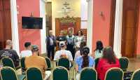 Personas usuarias de Servicios Sociales reciben sus diplomas tras una formación para su desarrollo profesional