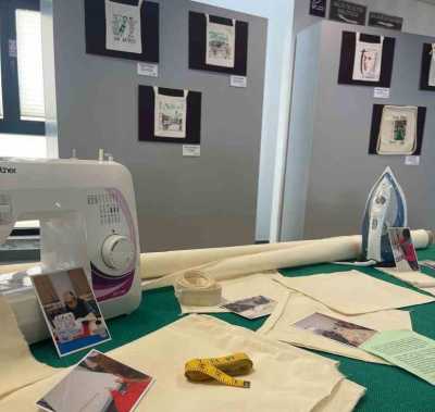 La Villa de Moya acoge una exposición de las talegas de San Antonio elaboradas por el Centro Ocupacional