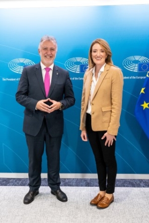 La presidenta del Parlamento Europeo muestra su sensibilidad con la candidatura de las RUP para que Canarias sea sede de la Agencia Europea del Turismo