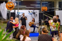 El Mercado de Guía celebró Halloween con cientos de visitantes