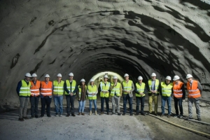 Torres resalta el ritmo de trabajo en la construcción del túnel de Erjos y que ya se haya ejecutado el 80% de una de las obras viarias más relevantes en la historia de Canarias