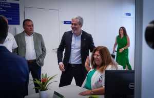 Clavijo destaca la mejora de la atención sanitaria en el nuevo consultorio local de Alajeró