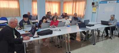 El Centro de Mayores de Guía ofrece talleres de competencias digitales, yoga, biodanza, estimulación cognitiva, comunicación y programación neurolingüística