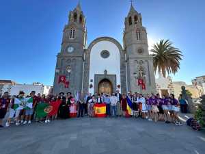 Telde da la bienvenida a los grupos de Portugal y Rumanía que participan en el XIII Festival Internacional de Folclore Salitre del Faycán