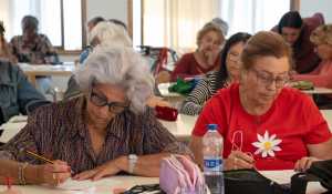 Bienestar Social involucra a las personas mayores en la defensa y difusión de la indumentaria tradicional canaria