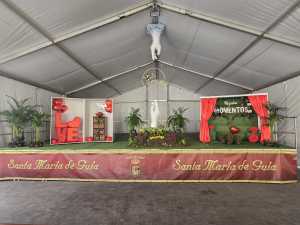 Guía se suma al Día de San Valentín con bonitos escaparates-photocall que expresan el amor por la Ciudad