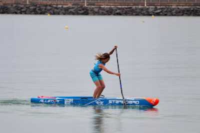 El joven tirajanero Noah Díaz se proclama campeón de España Sub-12 de paddle surf