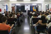 Mogán celebra el Día de Europa acercando a estudiantes los beneficios  de formar parte de la Unión Europea