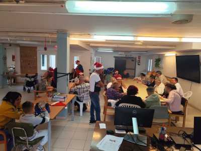 ‘Navidades con Corazón’ abraza a 17 usuarios de la Residencia de Mayores de Taliarte