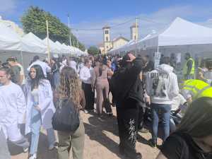 La VIII Muestra de las Profesiones y las Enseñanzas ‘Buscando el Norte’ congregó hoy en Guía a 2.000 alumnos