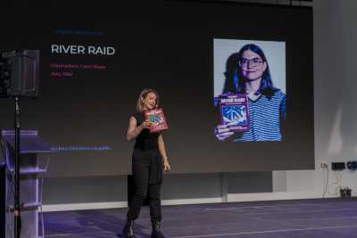 Mogán acoge la obra ‘Que comience la partida’ para prevenir las ciberviolencias machistas entre la juventud