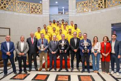 Clavijo celebra la Superliga del CV Guaguas y resalta su “incontestable dominio” en el voleibol nacional