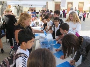Guía celebró hoy el Día Escolar de la Paz con más de 400 alumnos y los usuarios del Centro de Educación Especial Marente y el Centro Ocupacional