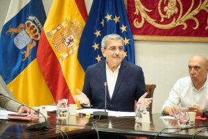 Rodríguez alerta de los riesgos de convertir en estructural el actual nivel de gasto público