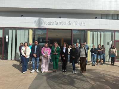 Telde guarda un minuto de silencio por las víctimas del accidente ferroviario en Adamuz