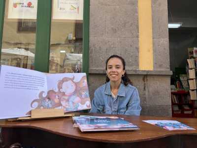 La autora Diandra Alar presenta su último poemario, ‘Despertar el río’, en la Casa Museo Tomás Morales