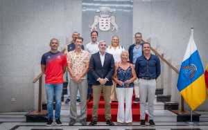 Clavijo destaca el papel de la natación canaria en el Mundial de Singapur