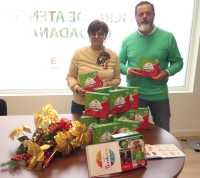 La Concejalía de Política Social entrega a los centros educativos el Juego del Bientratar para reforzar la cultura del cuidado